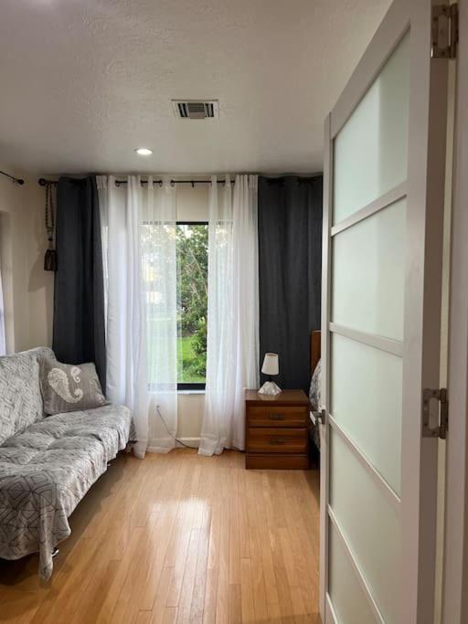 Вилла Tropical Bay House Энглвуд Экстерьер фото